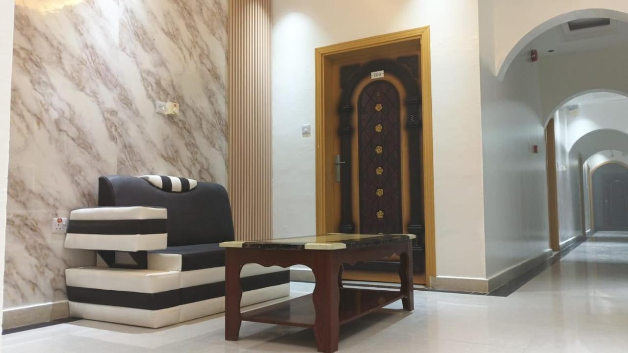Arabian Sands Hotel فندق الرمال العربية Haima Экстерьер фото